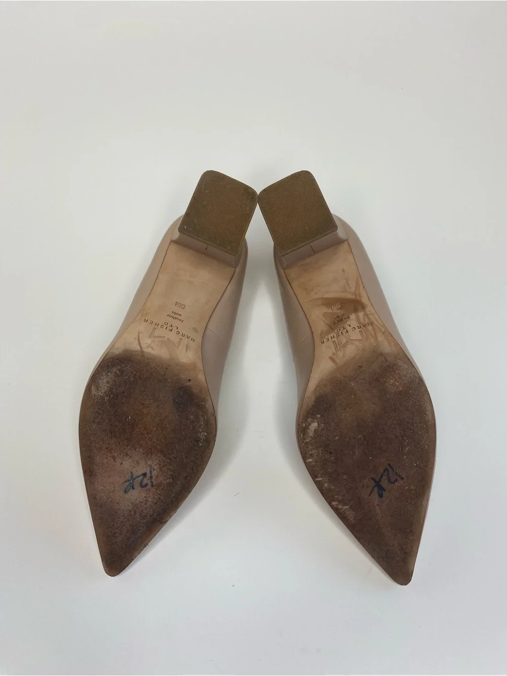 Marc Fischer Zala Block heel Pointy toe Leather pump Size 5 Neutral career
